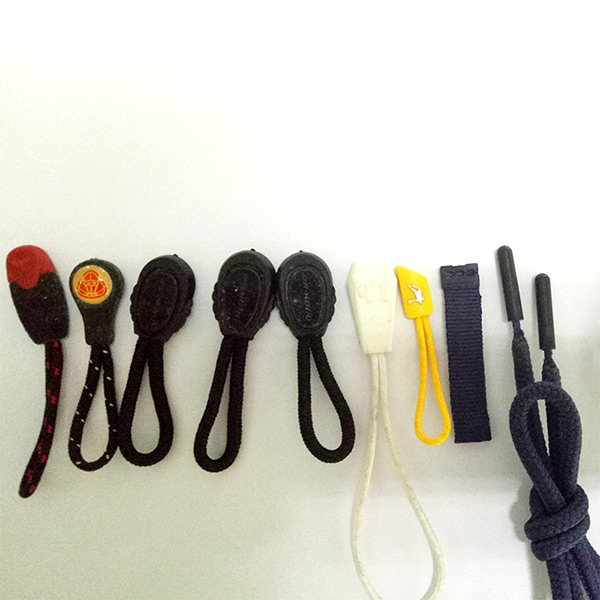 V55S-SP立式高速單滑板注塑機(jī) V55S-SP立式高速單滑板注塑機(jī)