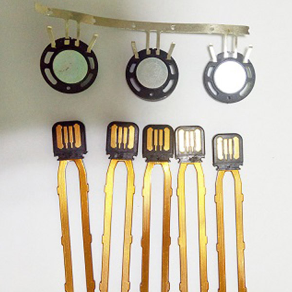 V55SD-SP立式高速雙滑板注塑機(jī) V55SD-SP立式高速雙滑板注塑機(jī)